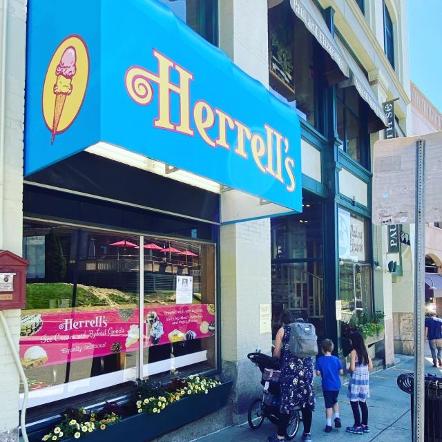 Herrell's in Thornes Marketplace Northampton MA offers handcrafted ice creams in an array of unique flavors with a wide selection of toppings.